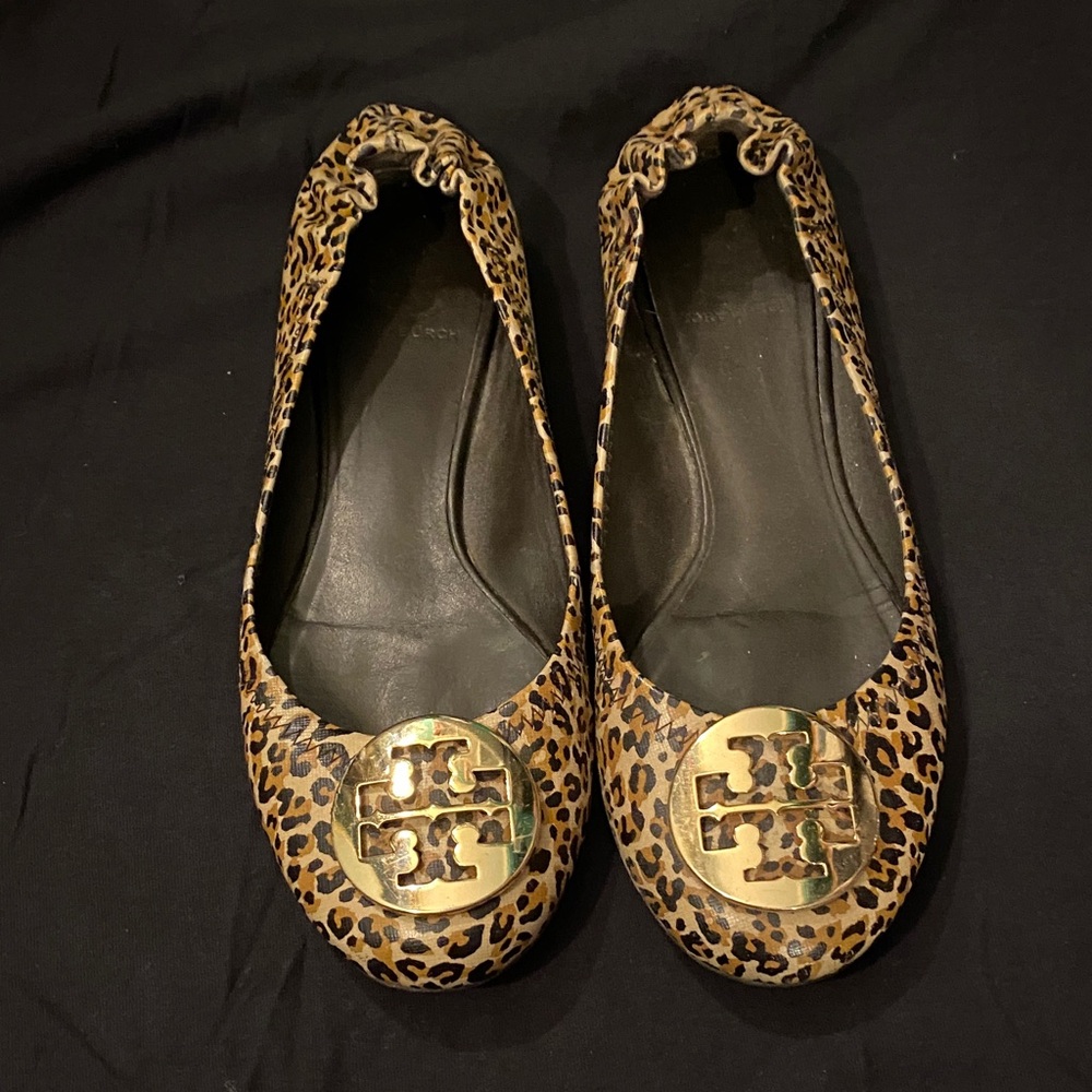 Tory Burch logo flats